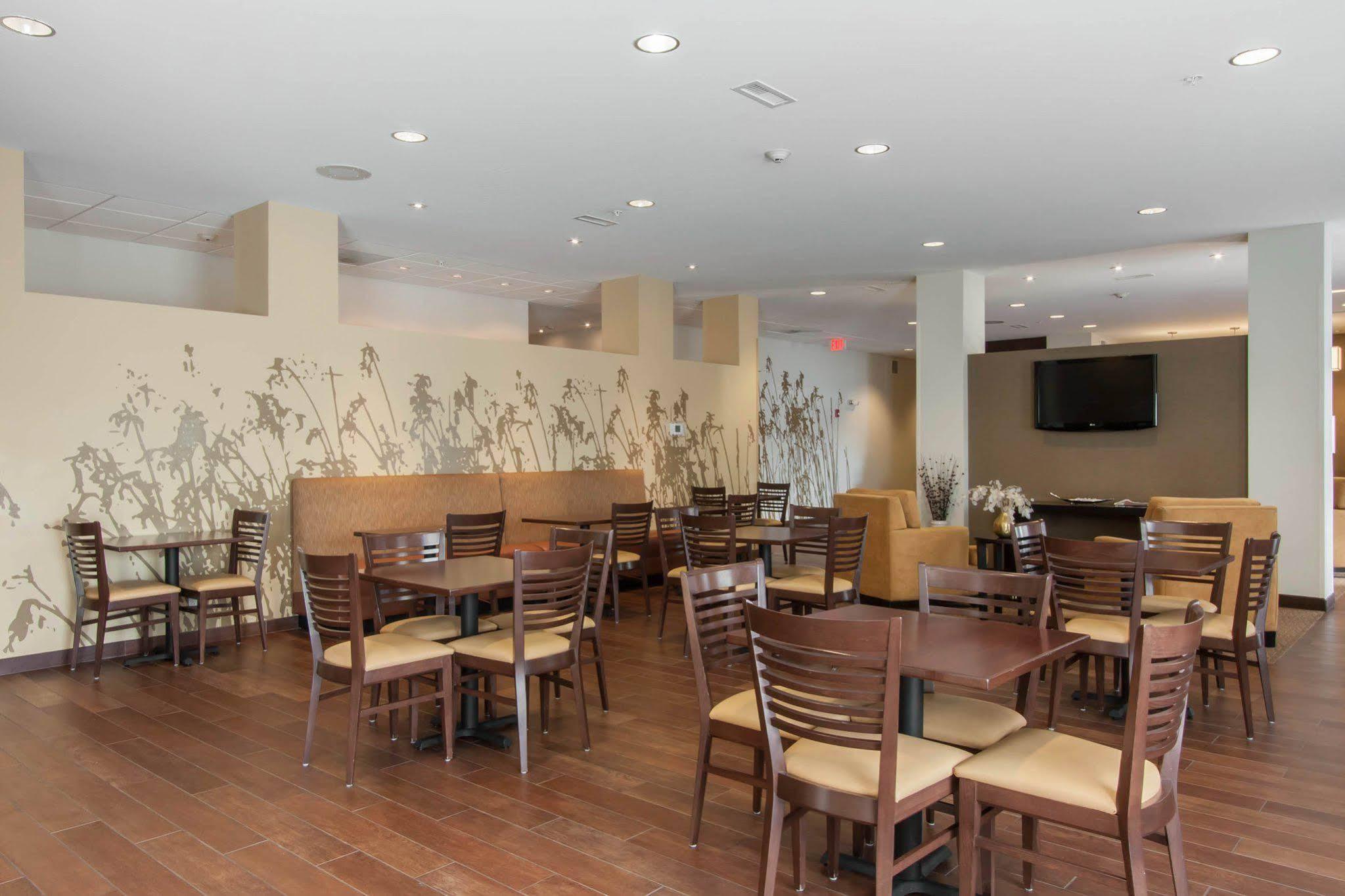 Sleep Inn & Suites Fargo Medical Center Luaran gambar